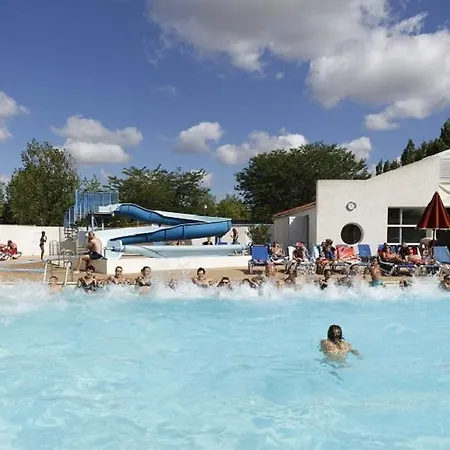 Vacances Yes We Camp Camping Du Jard Parque de Campismo 4*