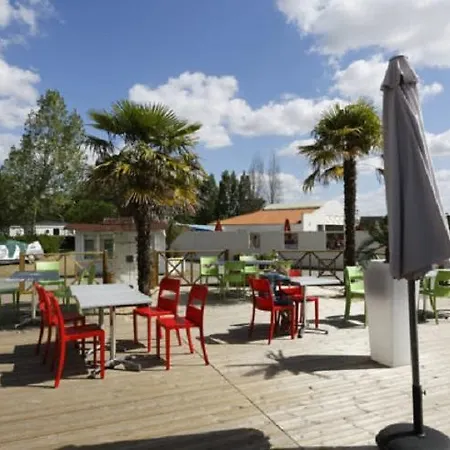 Parque de Campismo Vacances Yes We Camp Camping Du Jard 4*